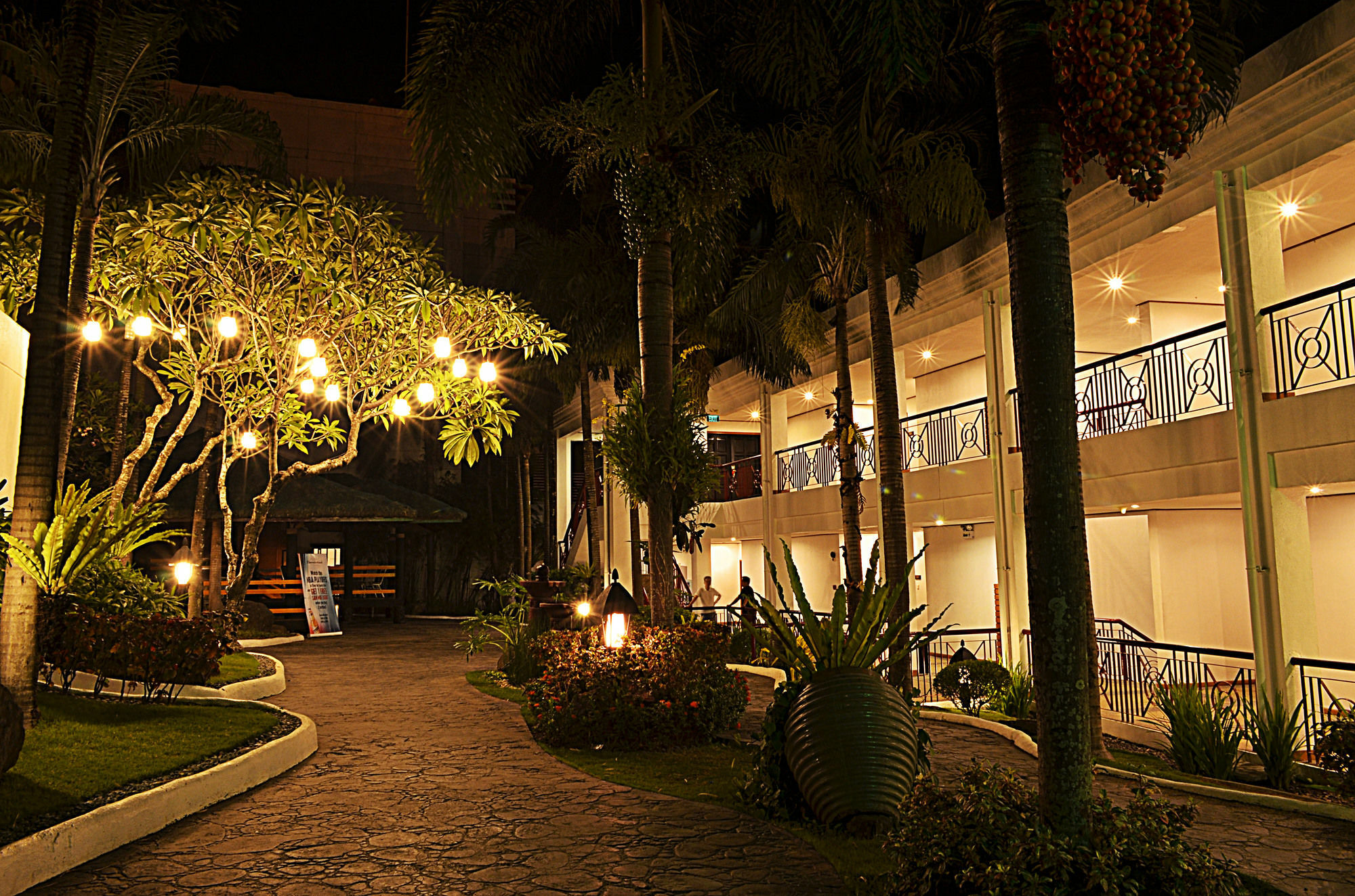 Thunderbird Resorts - Rizal Binangonan Kültér fotó