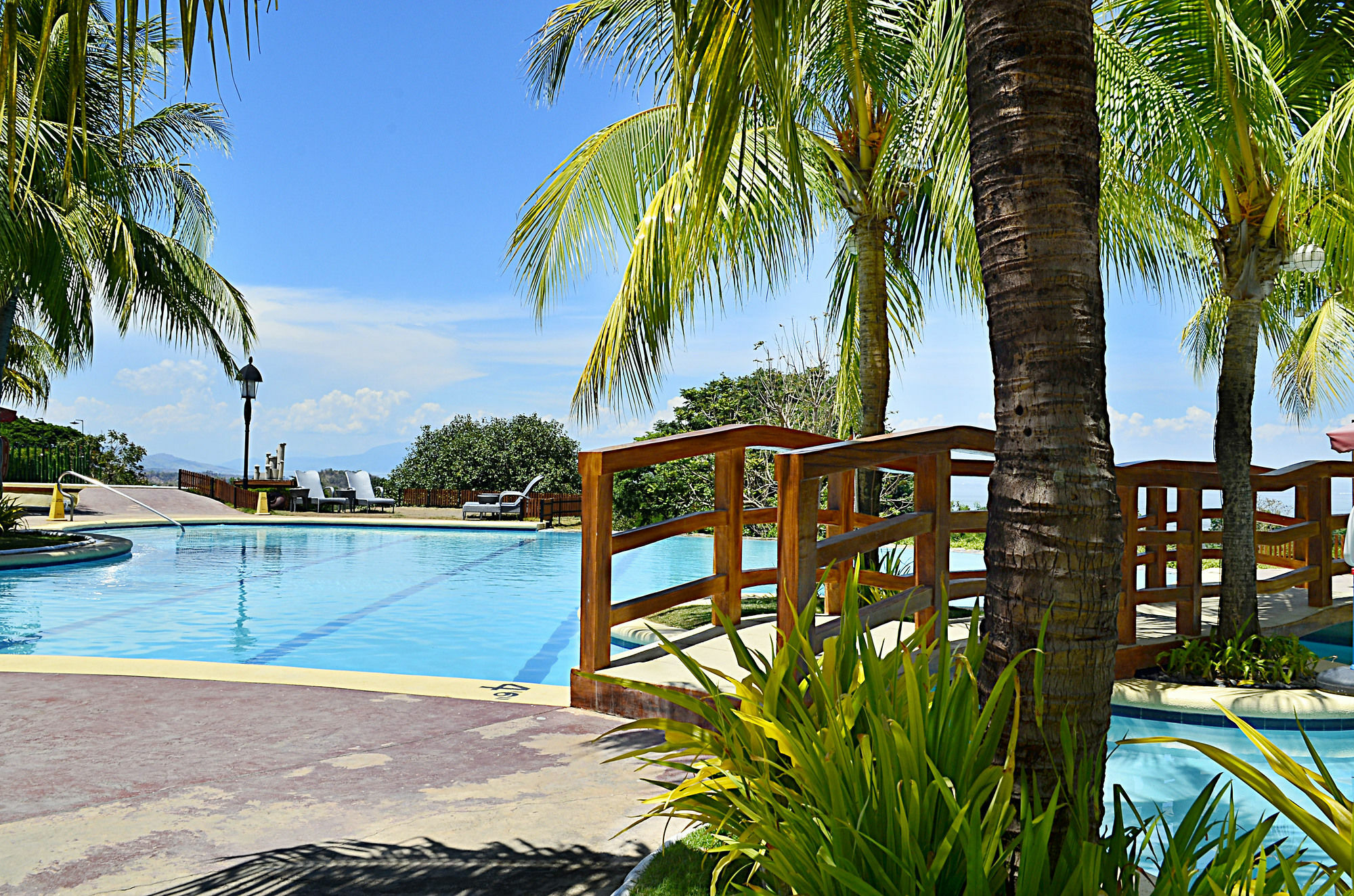 Thunderbird Resorts - Rizal Binangonan Kültér fotó